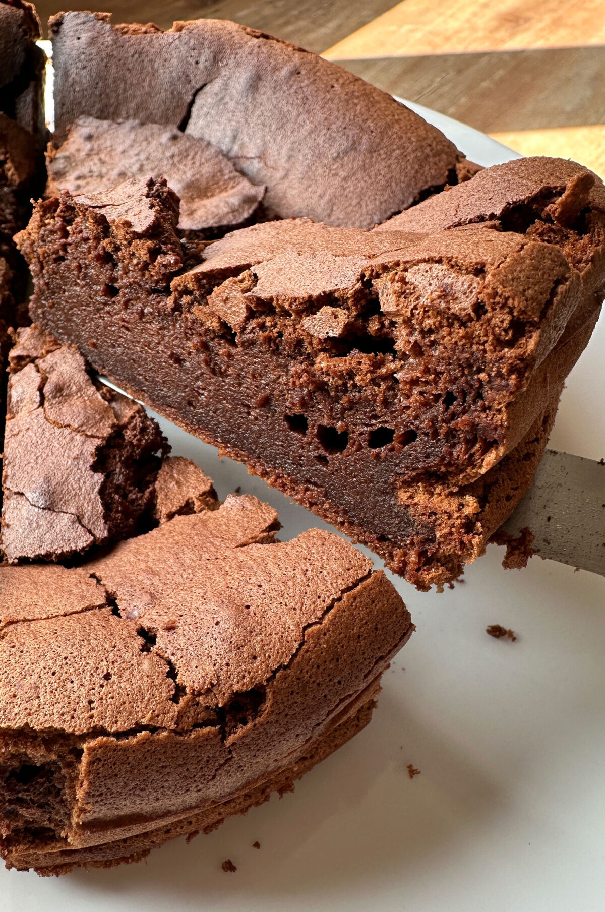 Le Gâteau au Chocolat Nuage : Une Symphonie d’Onctuosité